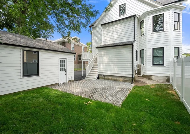 38th image of 220 Sycamore Street #2, Watertown, MA 02472 | MLS# 73556333