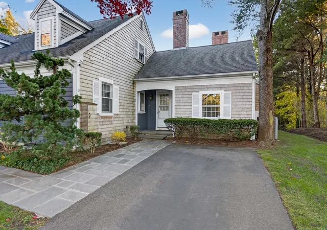 3rd image of 79 Bayberry Ln, Barnstable, MA 02630 | MLS# 73478515