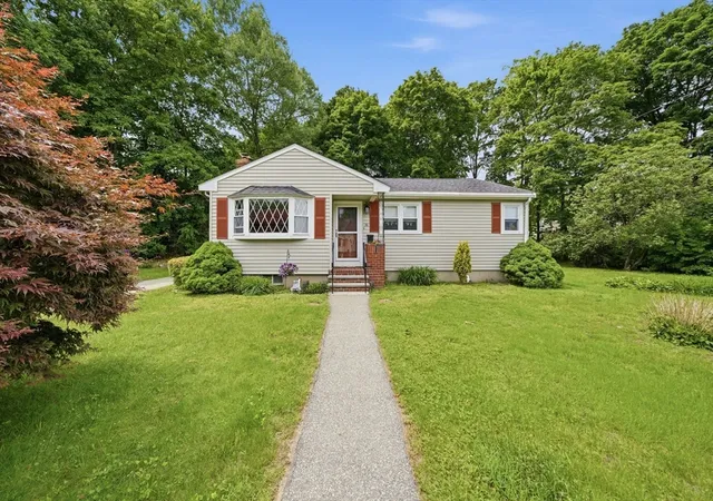 2nd image of 36 Ellis Street, Woburn, MA 01801 | MLS# 73529188