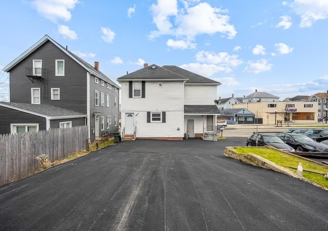 3rd image of 1039 S Main St, Fall River, MA 02724 | MLS# 73459016
