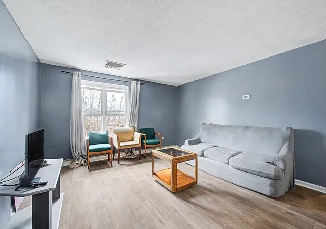 5th image of 35 Longworth Ave, Brockton, MA 02301