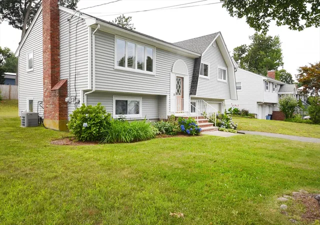 4th image of 37 Thornton Ave, Brockton, MA 02301 | MLS# 73556439