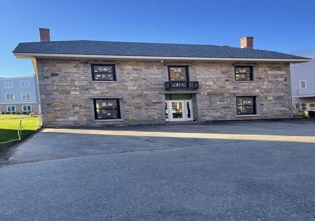 Homes for sale in Burlington, MA | 225 Middlesex Turnpike #107, Burlington, MA 01803 | MLS# 73536685