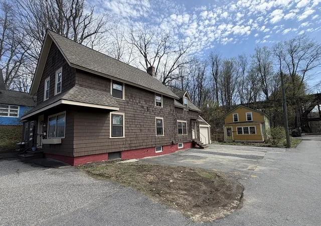 Homes for sale in Greenfield, MA | 30 Mohawk Trl, Greenfield, MA 01301 | MLS# 73511272
