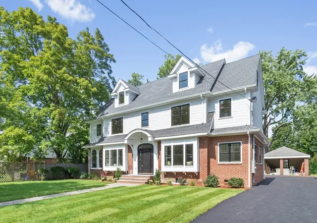 2nd image of 315 Crafts St, Newton, MA 02460 | MLS# 73568103