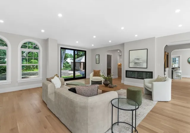 Photo 4 of Sale Pending at 315 Crafts St, Newton, MA 02460 | MLS# 73568103 | Listing updated on 2026-09-27