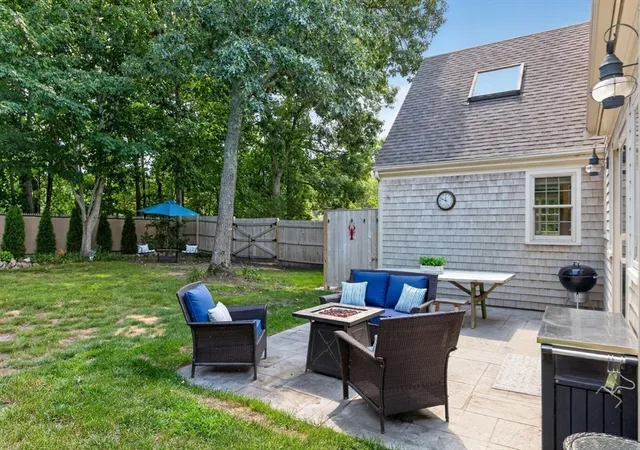 Photo 4 of Sale Pending at 10 Bray Farm Rd S, Yarmouth Port, MA 02675 | MLS# 73564076 | Listing updated on 2026-08-22