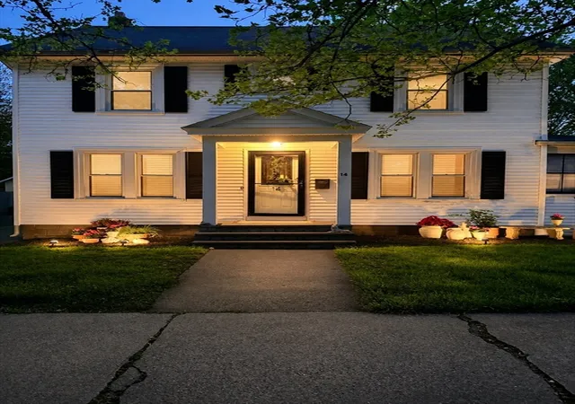 1st image of 14 Castle St, Springfield, MA 01118 | MLS# 73552464