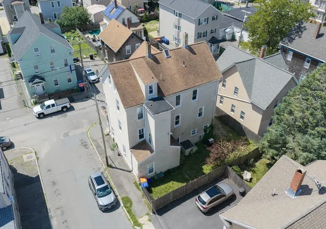 Listing Photo 4 - Condo for sale in building located at 199-203 Austin St, New Bedford, MA 02740
