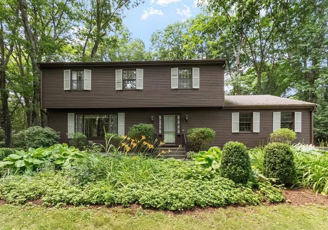 Homes for sale in Gardner, MA | 3 Highfield Rd, Gardner, MA 01440 | MLS# 73546523