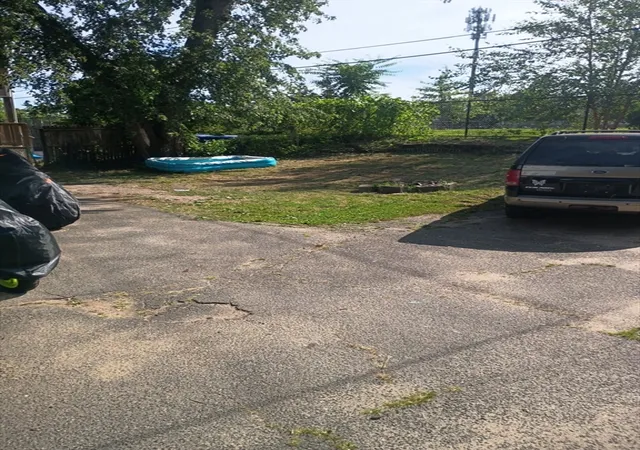 9th image of 162 Northampton Ave, Springfield, MA 01109 | MLS# 73555117