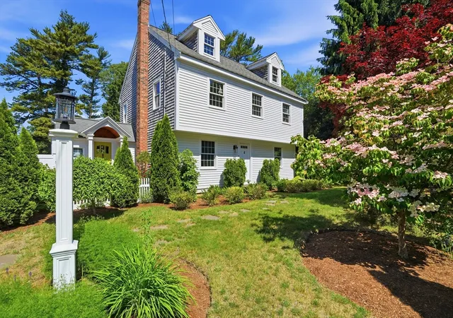Homes for sale in Duxbury, MA | 26 Acorn St, Duxbury, MA 02332 | MLS# 73534300