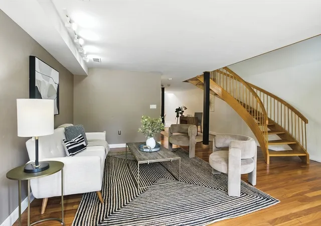 2nd image of 75 Page Rd #13, Bedford, MA 01730 | MLS# 73538124