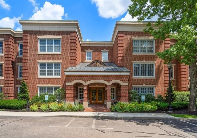 1st image of 336 Boylston Street #Unit 102, Newton Center, MA 02459 | MLS# 73549548