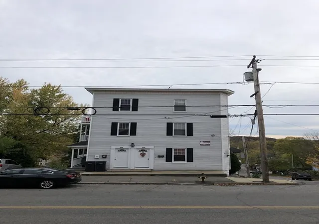 Photo 2 of Sale Pending at 552 Washington St, Haverhill, MA 01832 | MLS# 72750468 | Listing updated on 2025-09-02