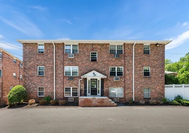 1st image of 12 Colonial Village Dr #8, Arlington, MA 02474 | MLS# 73556266