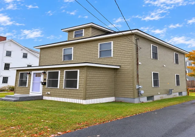 Photo 2 of Single family home for sale at 138 Market St, Amesbury, MA 01913 | MLS# 73590516 | Listing updated on 2026-10-30