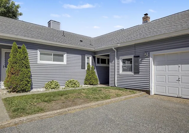 Homes for sale in Chicopee, MA | 224 Greenwood Ter #224, Chicopee, MA 01022 | MLS# 73532065