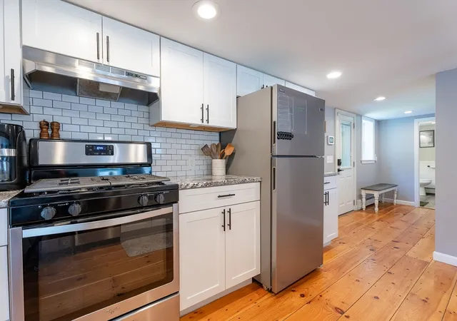 3rd image of 30 Worcester St, Taunton, MA 02780 | MLS# 73554817