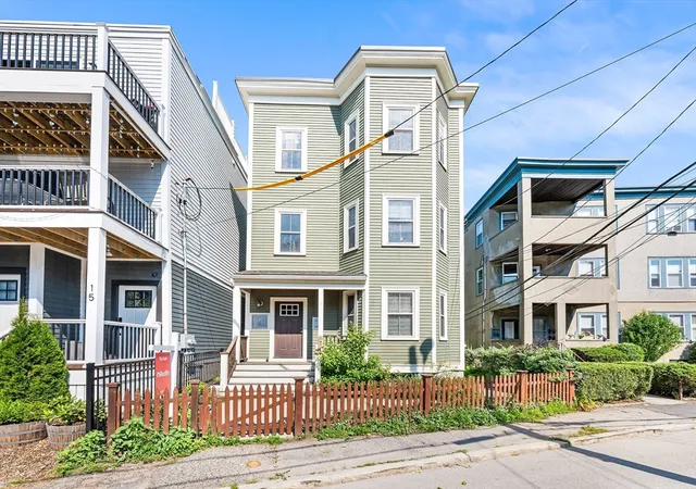 2nd image of 13 Meehan St, Jamaica Plain, MA 02130