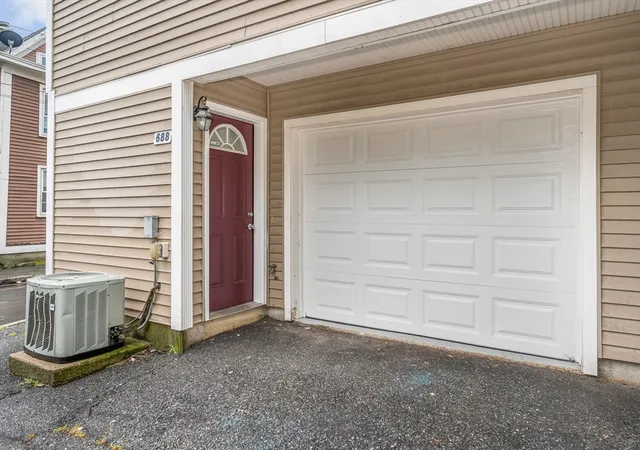 2nd image of 688 Gorham Street #688, Lowell, MA 01852 | MLS# 73557447