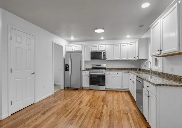 4th image of 688 Gorham Street #688, Lowell, MA 01852 | MLS# 73557447