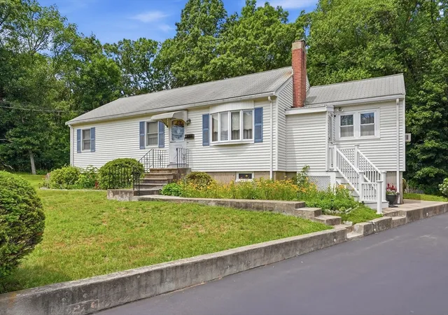 Homes for sale in Randolph, MA | 16 Gloria Rd, Randolph, MA 02368 | MLS# 73545148