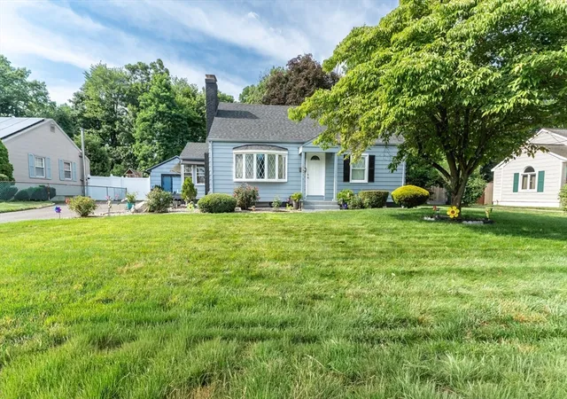 Photo 2 of Sale Pending at 12 Kenway Dr, Springfield, MA 01104 | MLS# 73555206 | Listing updated on 2026-09-08