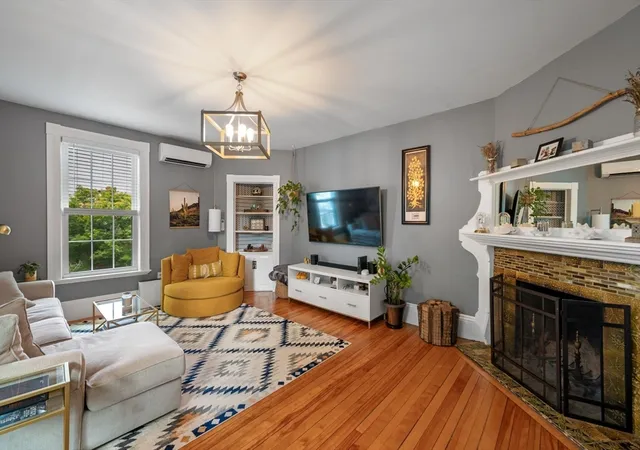 Photo 3 of Sale Pending at 12 Linden St #4, Salem, MA 01970 | MLS# 73568406 | Listing updated on 2026-09-09
