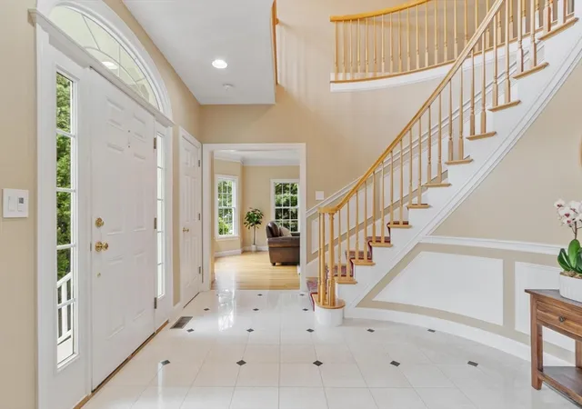 Photo 3 of Single family home for sale at 33 Nutmeg Ln, North Andover, MA 01845 | MLS# 73540971 | Listing updated on 2026-09-13
