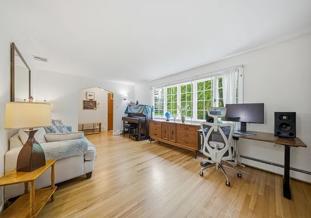 4th image of 8 Brown Road, Lexington, MA 02420 | MLS# 73517211