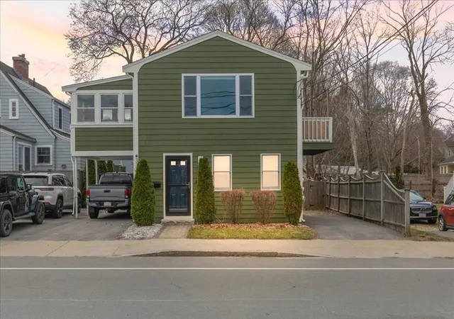 1st image of 333 Merrimac St #1, Newburyport, MA 01950 | MLS# 73498003