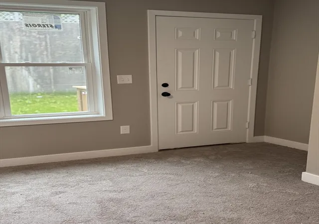 Listing Photo 4 - Condo for sale in building located at 54 Richards St, Worcester, MA 01603 - Unit #0