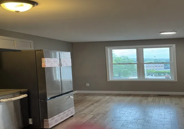 Listing Photo 5 - Condo for sale in building located at 54 Richards St, Worcester, MA 01603 - Unit #0