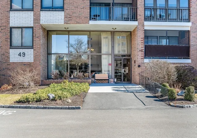 33rd image of 49 Melrose St #4B, Melrose, MA 02176 | MLS# 73514258