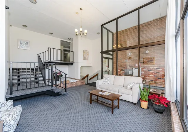 4th image of 49 Melrose St #4B, Melrose, MA 02176 | MLS# 73514258