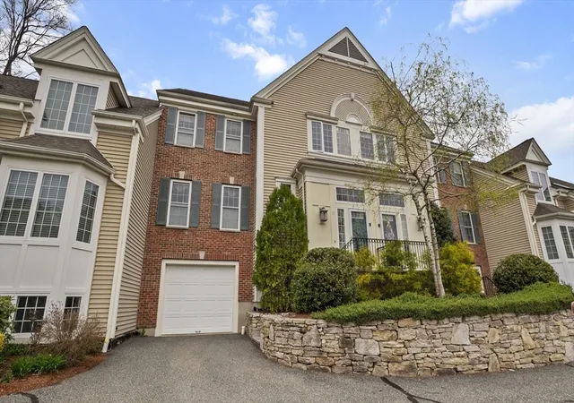 Homes for sale in Westborough, MA | 19 Imperial Ct #19, Westborough, MA 01581 | MLS# 73542248
