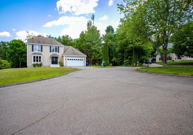 3rd image of 12 Walden Ct, Leominster, MA 01453 | MLS# 73543463