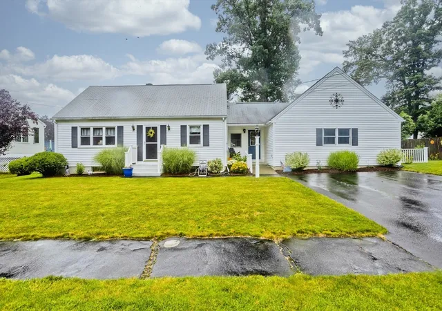 1st image of 164 Barbara St, Westfield, MA 01085 | MLS# 73553893