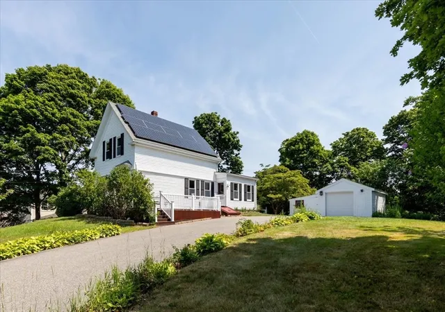 Photo 2 of Single family home for sale at 64 South St, Plymouth, MA 02360 | MLS# 73553297 | Listing updated on 2026-09-08
