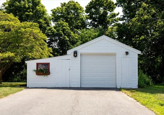 Photo 3 of Single family home for sale at 64 South St, Plymouth, MA 02360 | MLS# 73553297 | Listing updated on 2026-09-08