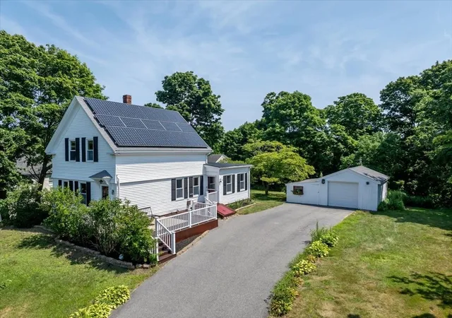 Photo 3 of Single family home for sale at 64 South St, Plymouth, MA 02360 | MLS# 73553297 | Listing updated on 2026-09-08