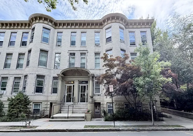 14th image of 40 Winchester St #8, Brookline, MA 02446 | MLS# 73559243