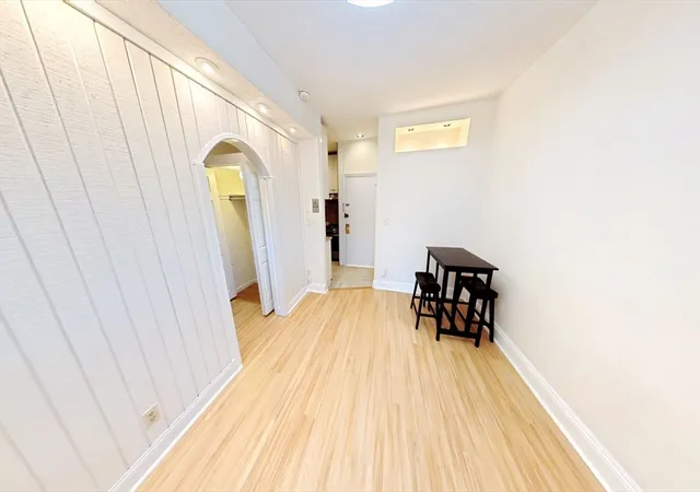4th image of 40 Winchester St #8, Brookline, MA 02446 | MLS# 73559243