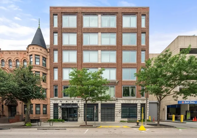 Homes for sale in Boston, MA | 43 Westland Avenue #202, Boston, MA 02115 | MLS# 73519366