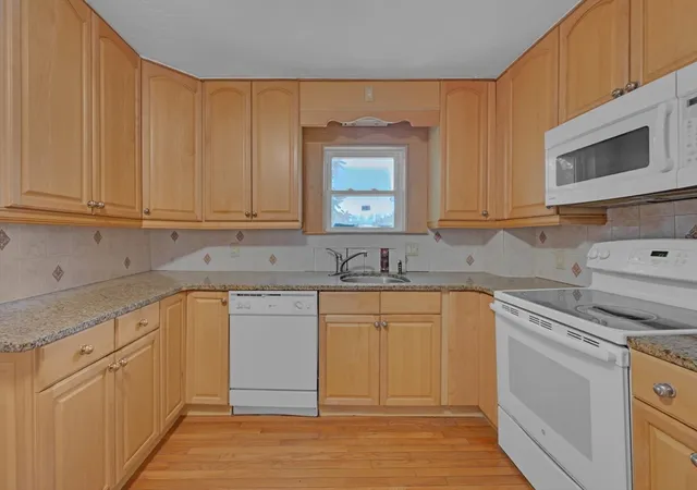Photo 4 of Multi family home for sale at 90 Sayles St, Southbridge, MA 01550 | MLS# 73556982 | Listing updated on 2026-08-21