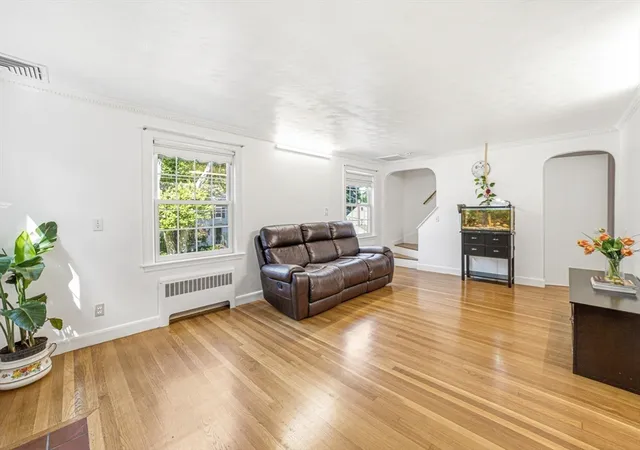 2nd image of 17 Echo St, Melrose, MA 02176 | MLS# 73540039
