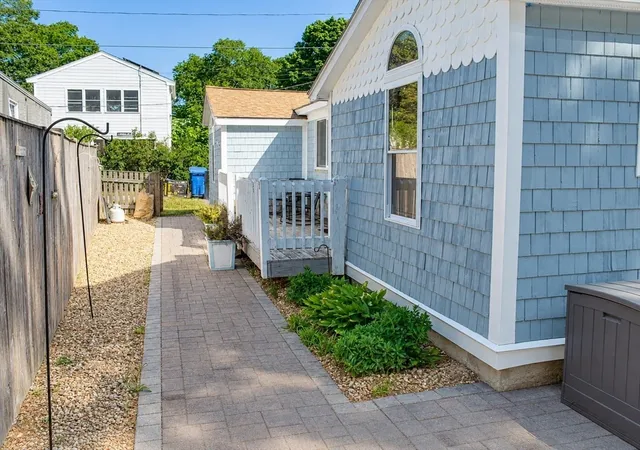 1st image of 9 Medina Dr, Wareham, MA 02571 | MLS# 73538473