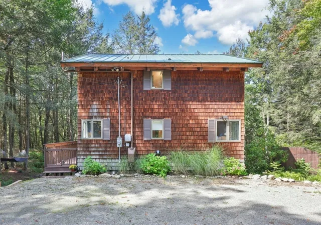 Photo 3 of Single family home for sale at 136 E Otter Dr, Tolland, MA 01034 | MLS# 73563605 | Listing updated on 2026-09-19