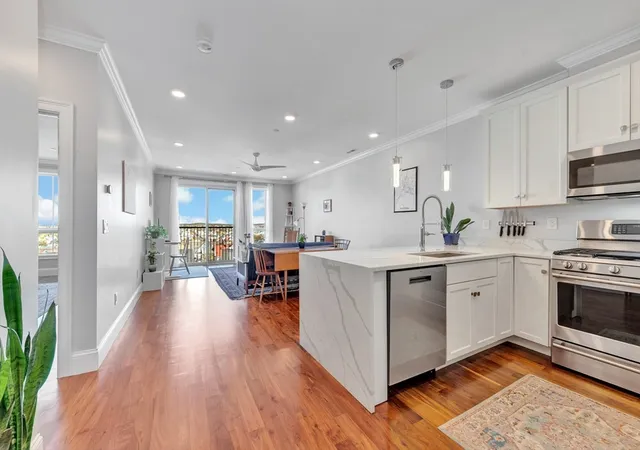 Homes for sale in Medford, MA | 87 Medford Street #407, Medford, MA 02145 | MLS# 73517288